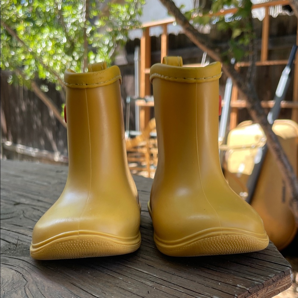 Unisex Yellow Kids Rain Boots